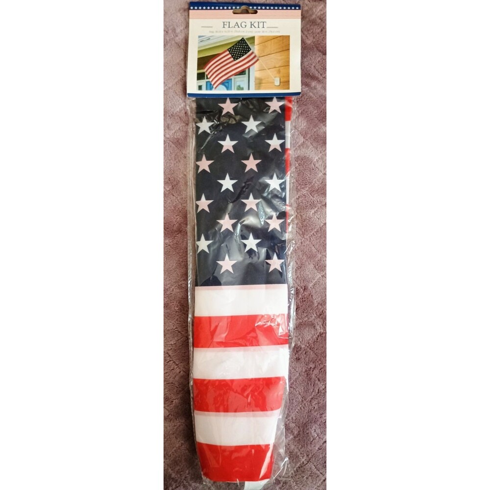Greenbrier American Flag Kit 30.25" x 16.25" Wall Mount Flag & 30" Pole New